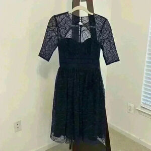 Monique Lhuillier Women’s Navy Blue Lace 1/2 Sleeve Mid Calf Formal Dress Sz 2